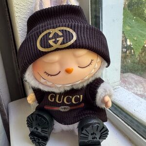 Gucci Black Beanie & top for Labubu doll